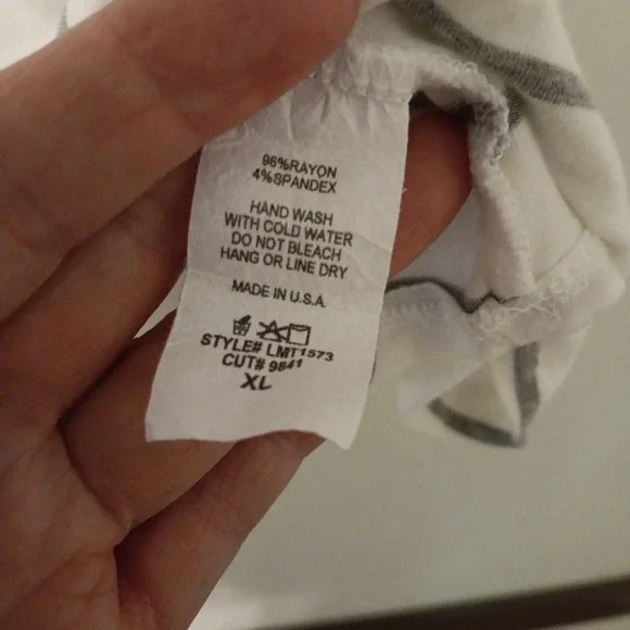 Lovely Melody T-Shirt  Women's Sz. XL‎  Neon Pink/Leopard Print/Black Stripes - Picture 3 of 8